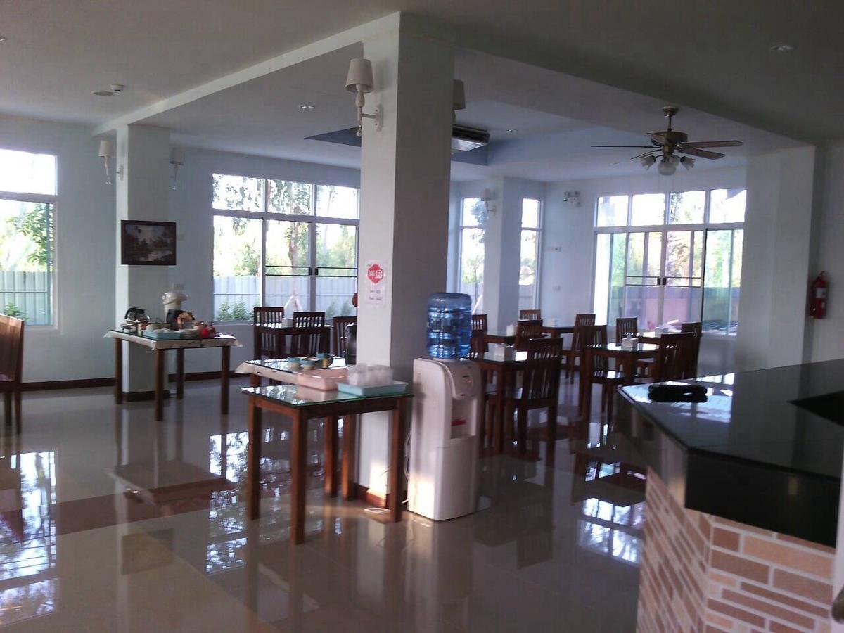 Hotel Baan Duangkamol Phitsanulok Exterior foto